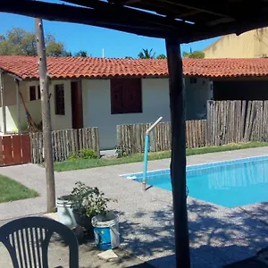 https://suites-deamar.portodegalinhashotels.com